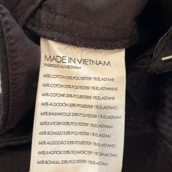 Club Monaco Amber Shorts - Picture 9 of 9